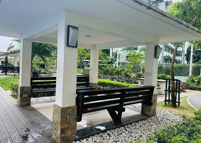 Apartment Free Parking 2b/r @infina Tower *